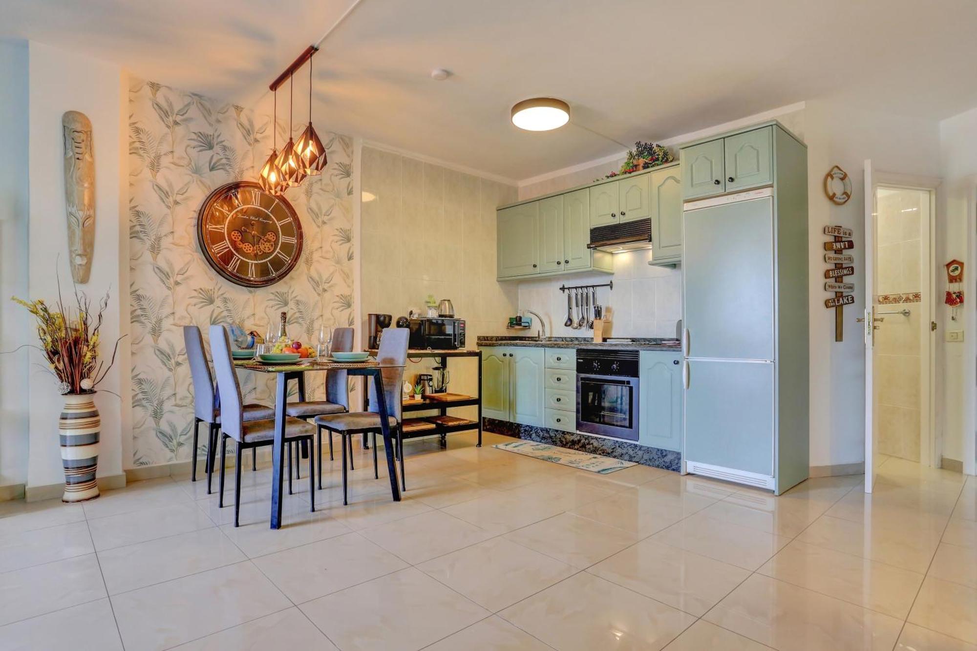 Luxory Dreamy Sunset, Seafront, Direct Access To The Promenade,Wifi,Pool,Free Parking Apartment Los Cristianos  Ngoại thất bức ảnh